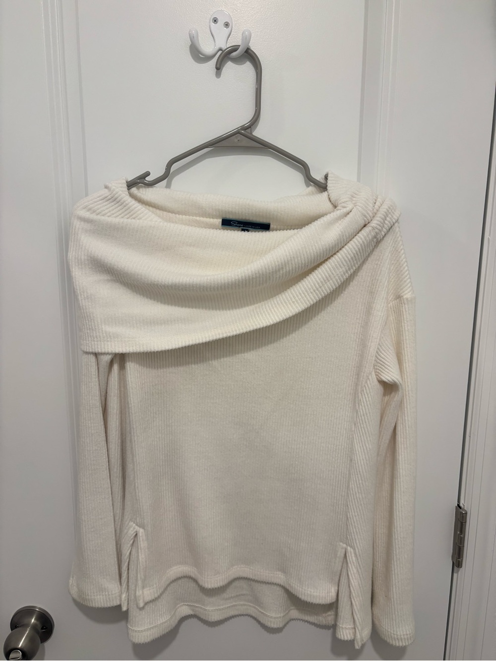 Off-the-Shoulder Cream Rib Knit Sweater - Picture 2 of 2